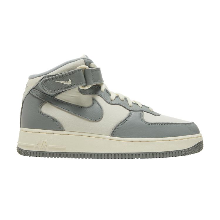 Air Force 1 Mid '07 LX 'Mica Green'